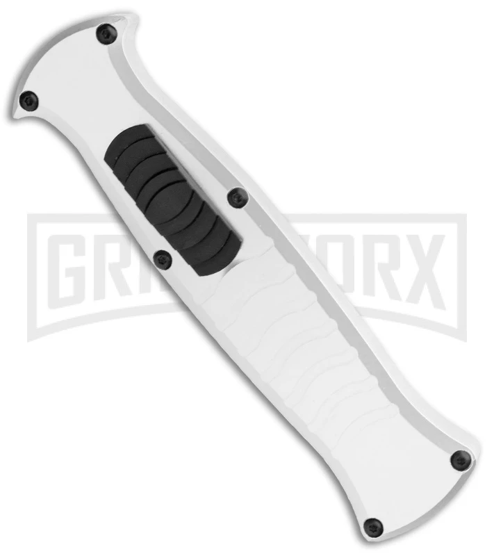 AKC X-treme EVO Silver OTF Automatic Knife - Black Plain 2 AKC X-treme EVO Silver OTF Automatic Knife - Black Plain - Image 2