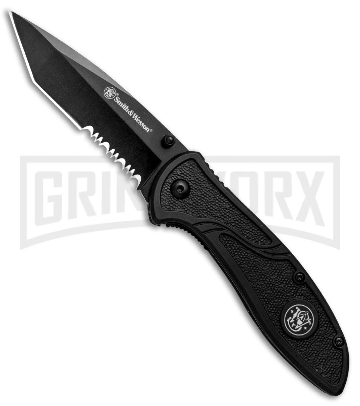 Smith & Wesson 1084310 Black Folding Knife - Tanto Black Serr 1 Smith & Wesson 1084310 Black Folding Knife - Tanto Black Serr